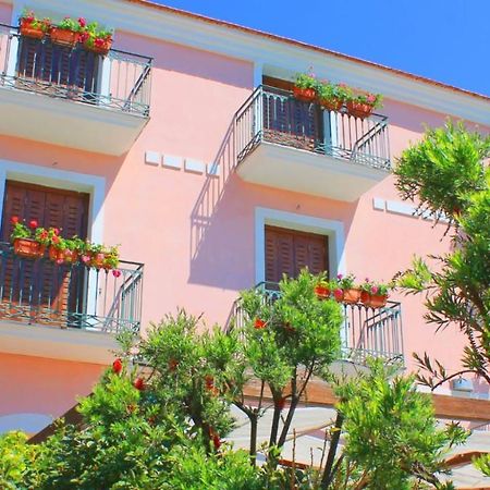 Hotel Pisacane Сапри Екстериор снимка