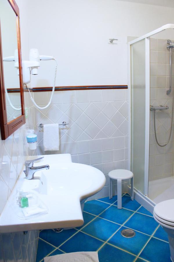 Hotel Pisacane Сапри Екстериор снимка