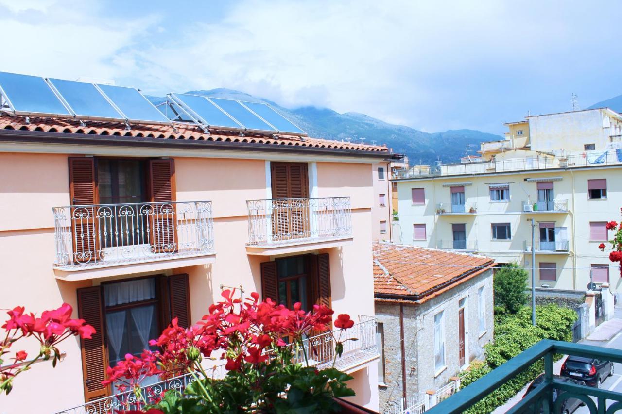 Hotel Pisacane Сапри Екстериор снимка